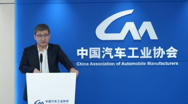 睿迎网 车辆操作系统亟待开源共建中汽协杨中平：安全是不可逾越的底线